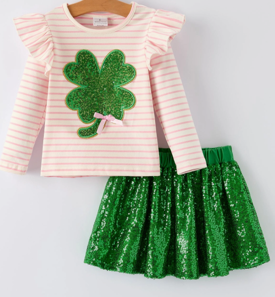 Clover Sequin Skirt Outfit